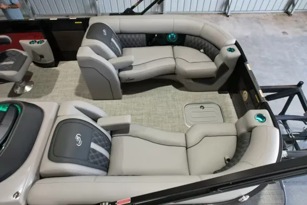2027 Barletta Lusso 23UC-32