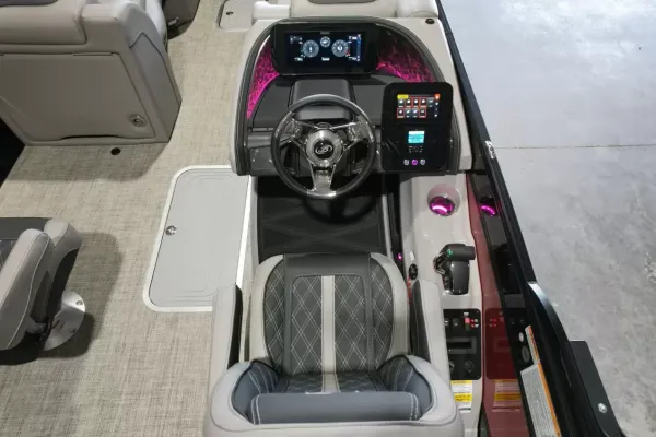 2027 Barletta Lusso 23UC-44