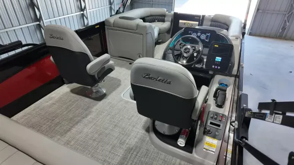 2027 Barletta Lusso 23UC-56