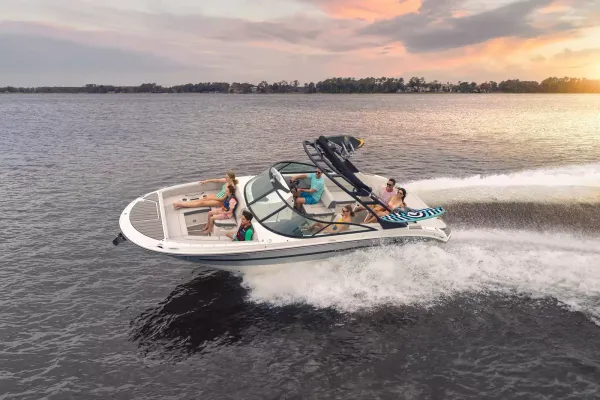 2027 Sea Ray SDX 270 Surf -10