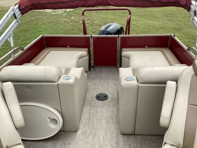 Boat Thumbnail 9