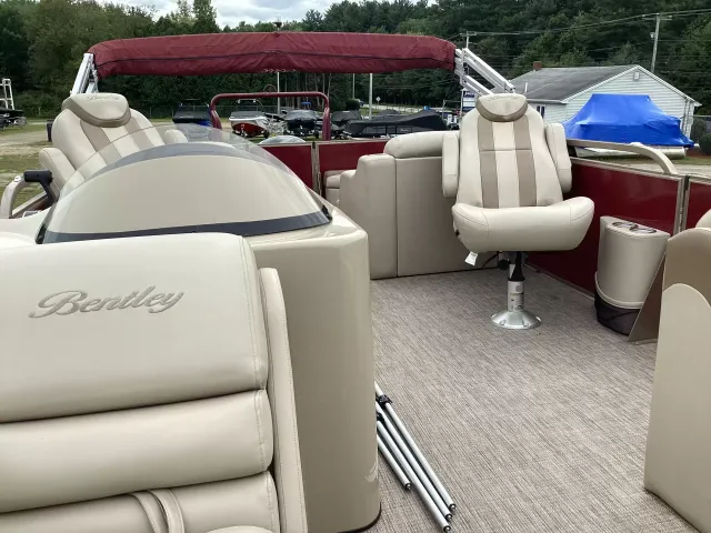 Boat Thumbnail 11