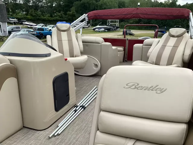 Boat Thumbnail 12