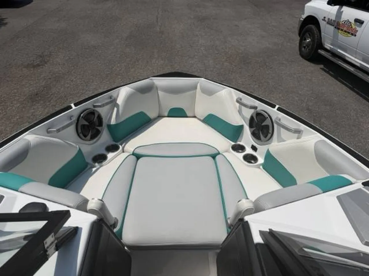 dummy-boat-img