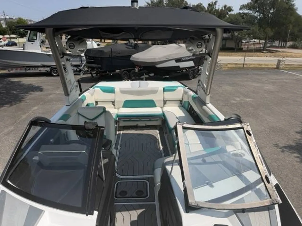 dummy-boat-img