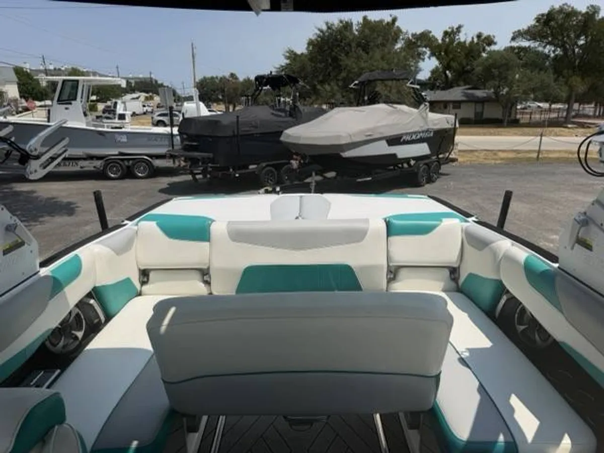 dummy-boat-img