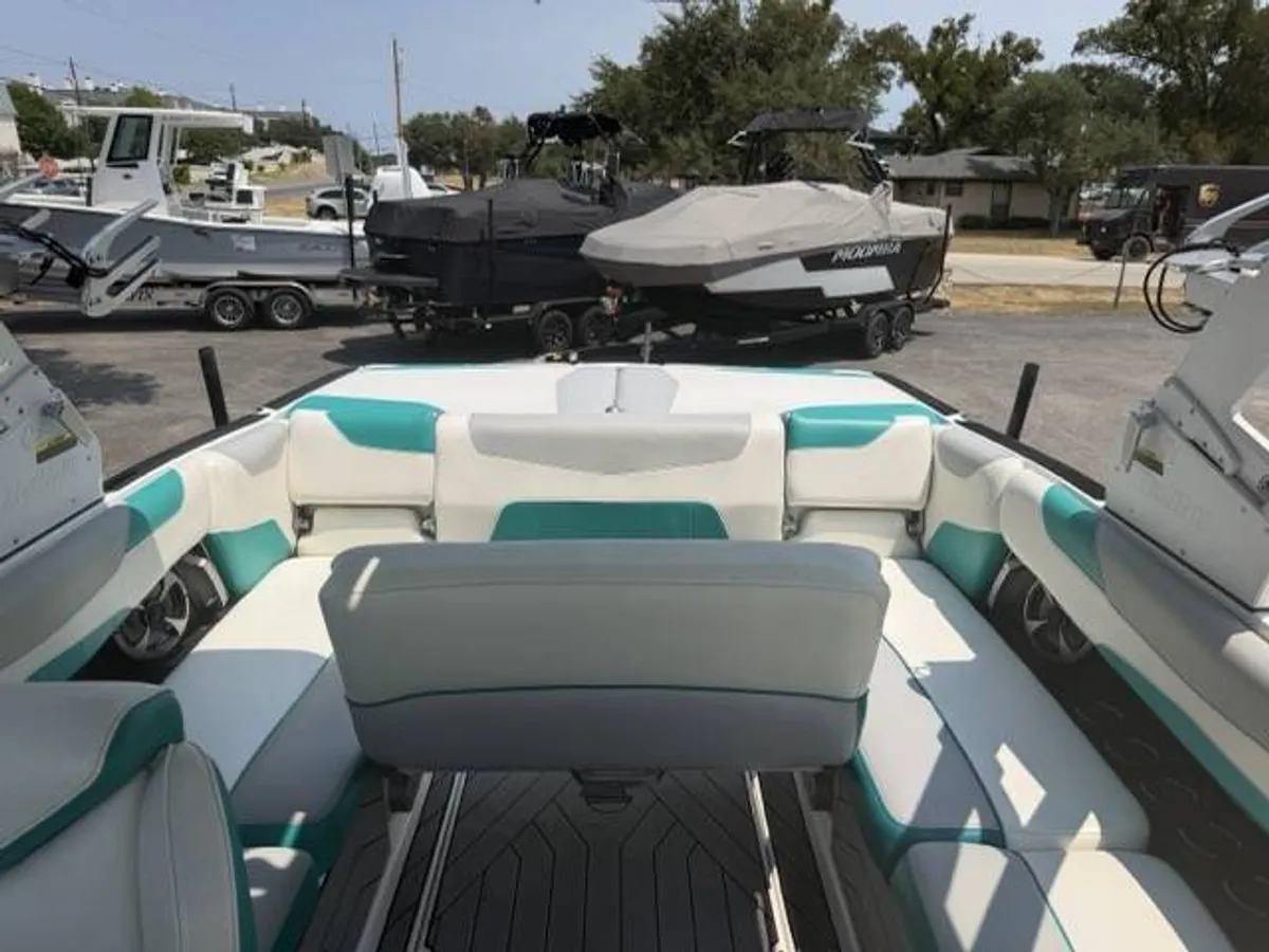 dummy-boat-img