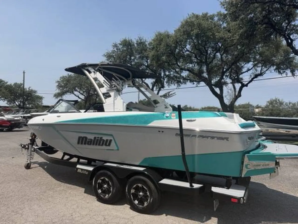 dummy-boat-img