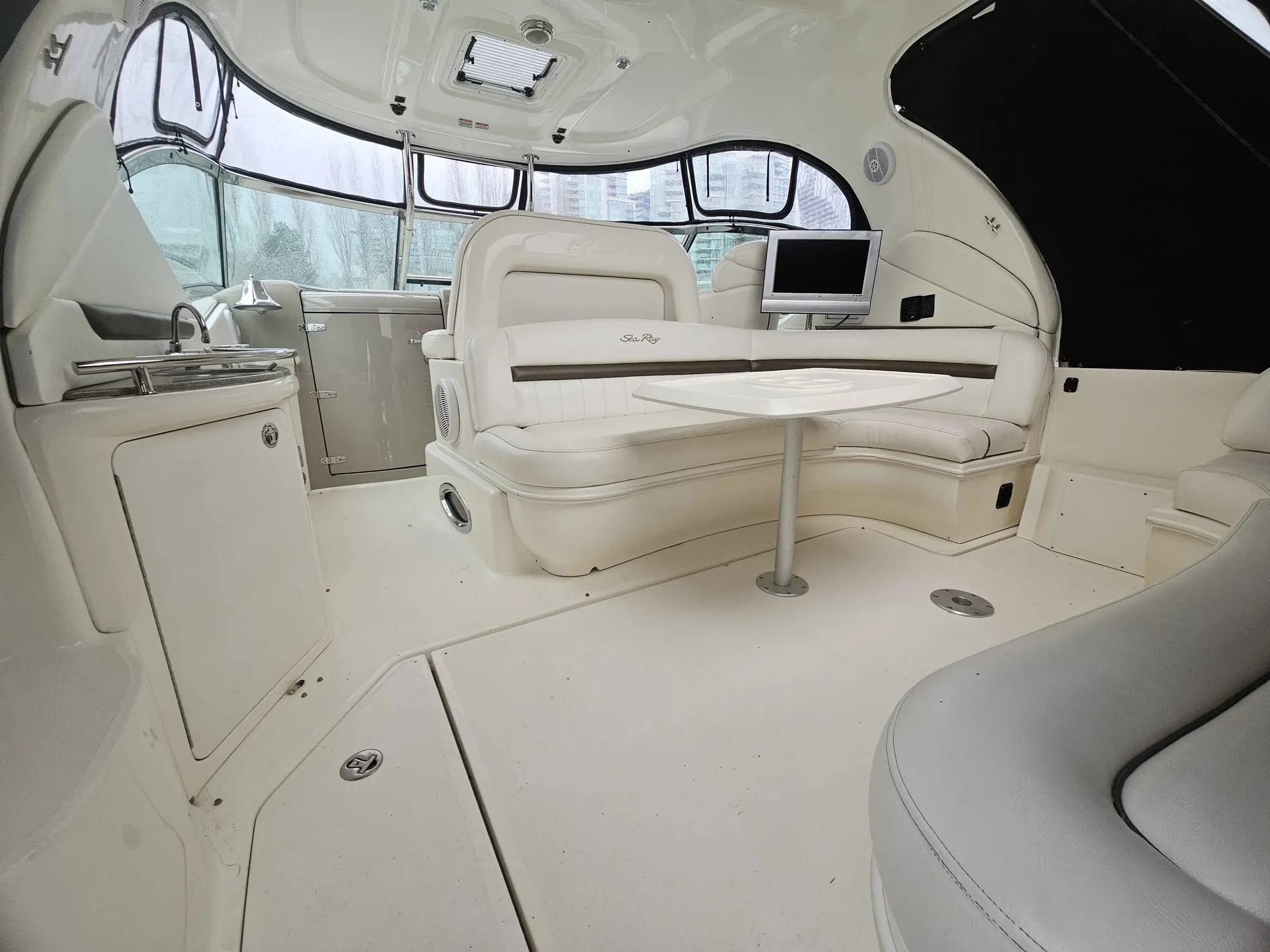 Pre-Owned 2007 Sea ray 44 Sundancer for Sale | Vancouver, BC | M&P Yacht Centre | 6a99d3c6ac4c5538180970f6