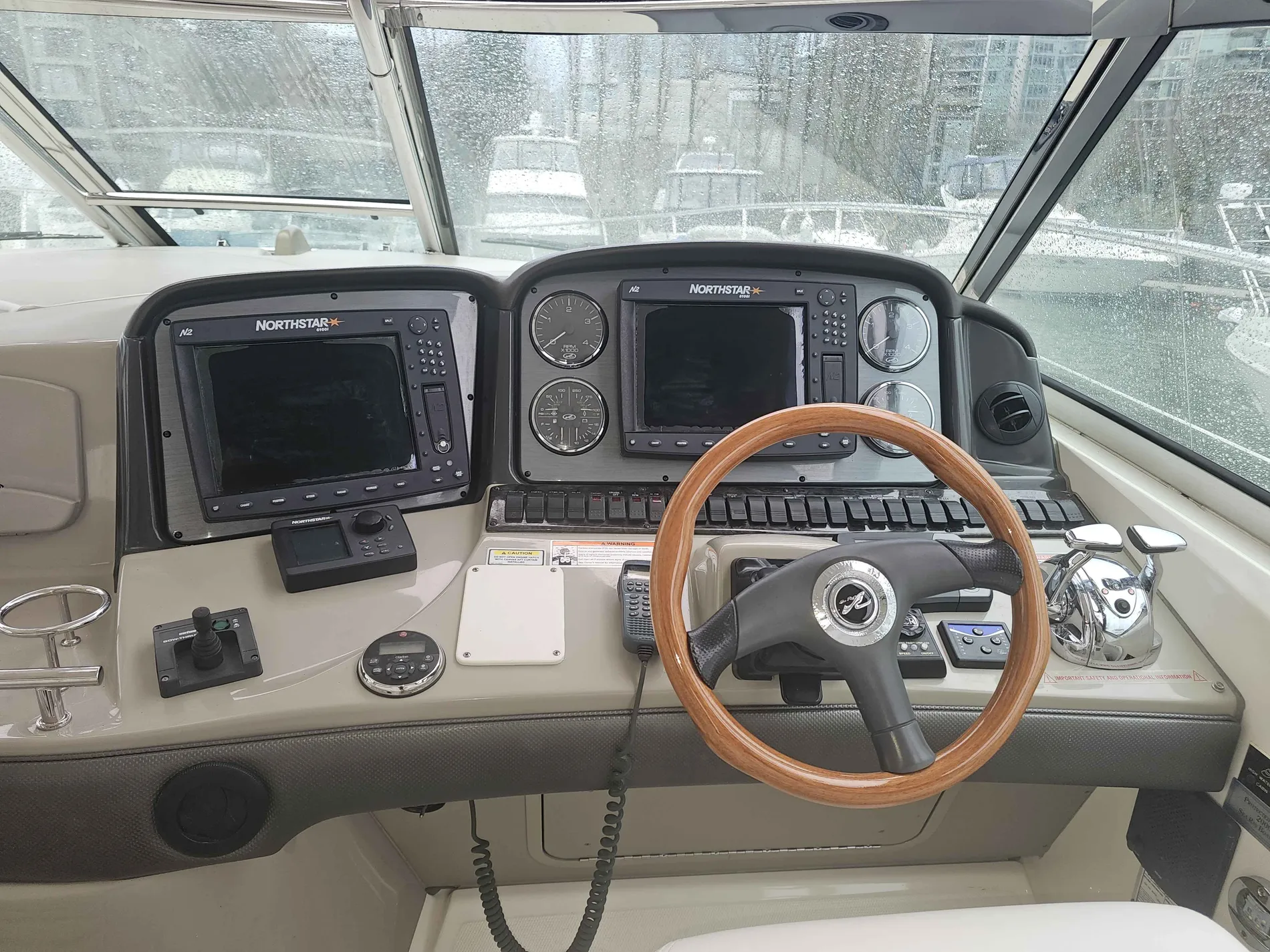 Pre-Owned 2007 Sea ray 44 Sundancer for Sale | Vancouver, BC | M&P Yacht Centre | 6a99d3c6ac4c5538180970f6
