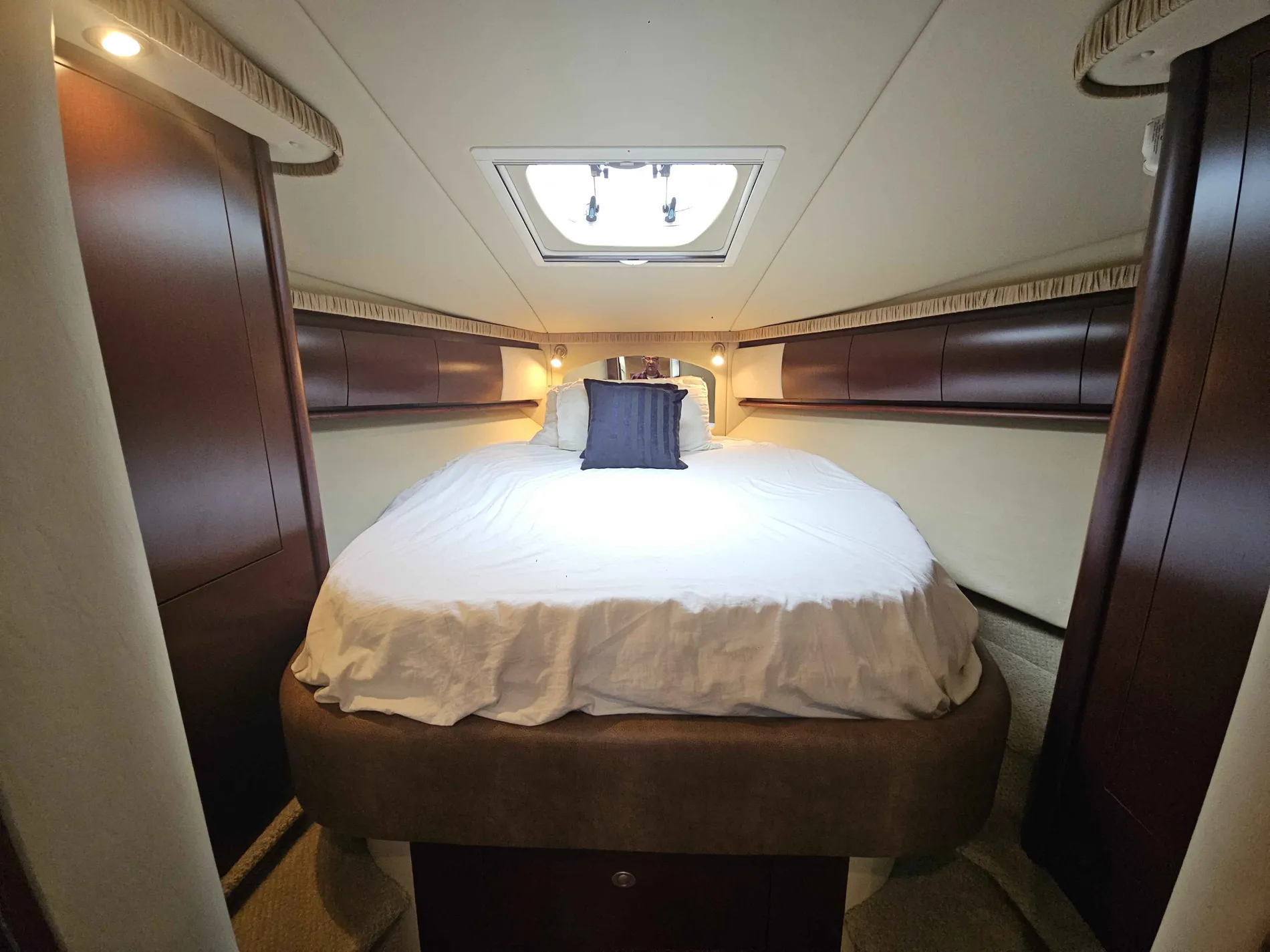 Pre-Owned 2007 Sea ray 44 Sundancer for Sale | Vancouver, BC | M&P Yacht Centre | 6a99d3c6ac4c5538180970f6