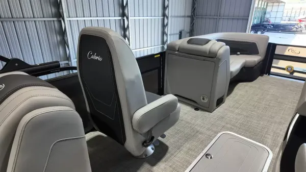 2027 Barletta Cabrio 22QC-43