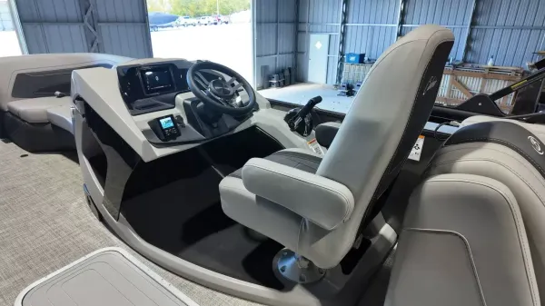 2027 Barletta Cabrio 22QC-33