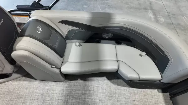 2027 Barletta Cabrio 22QC-50