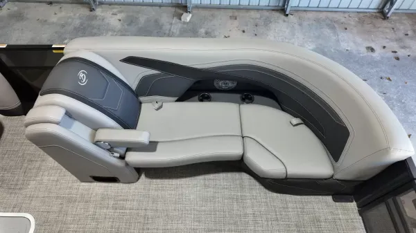 2027 Barletta Cabrio 22QC-21