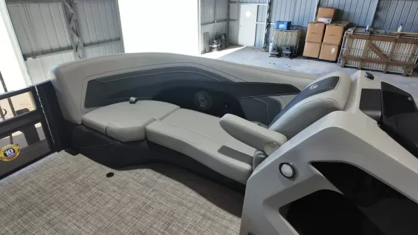 2027 Barletta Cabrio 22QC-28