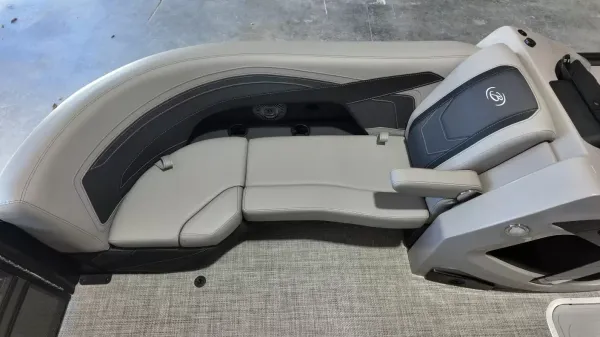2027 Barletta Cabrio 22QC-26