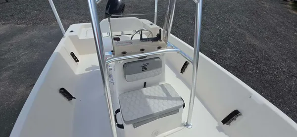 2024 Carolina skiff EV198 SEA SKIFF
