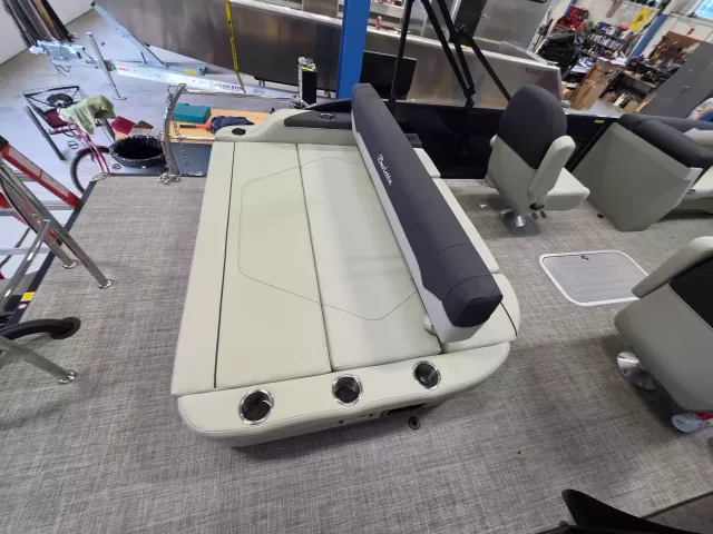 Boat Thumbnail 5