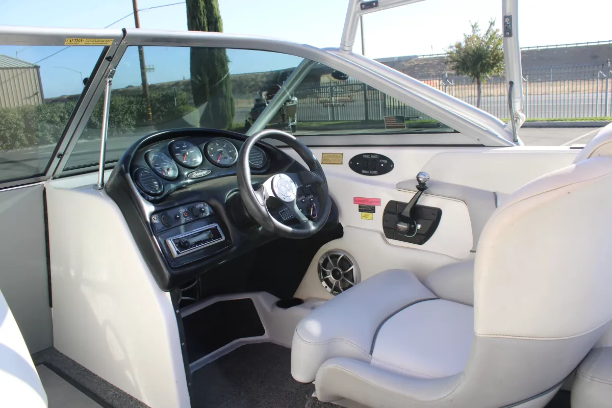 2005 Sanger V215-6