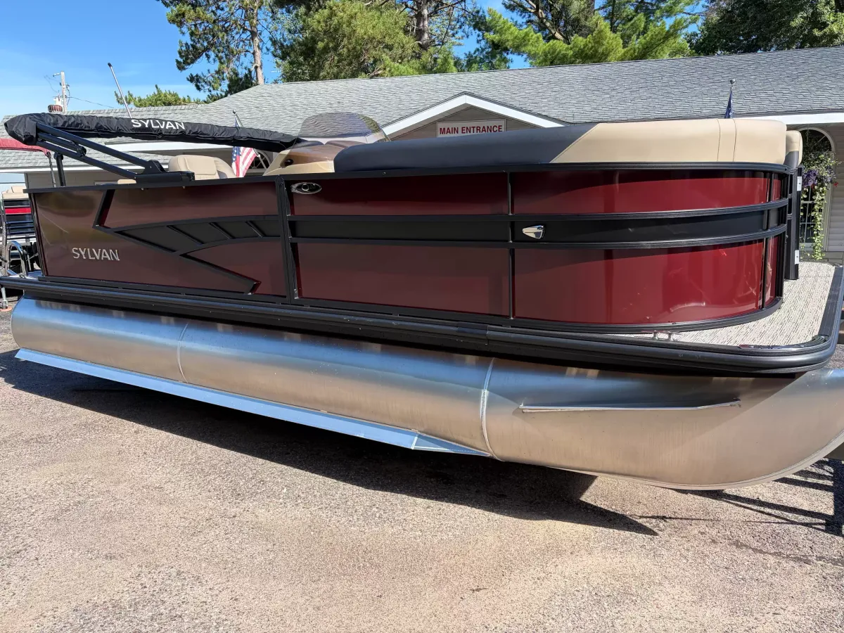 boat-carouselImage-image