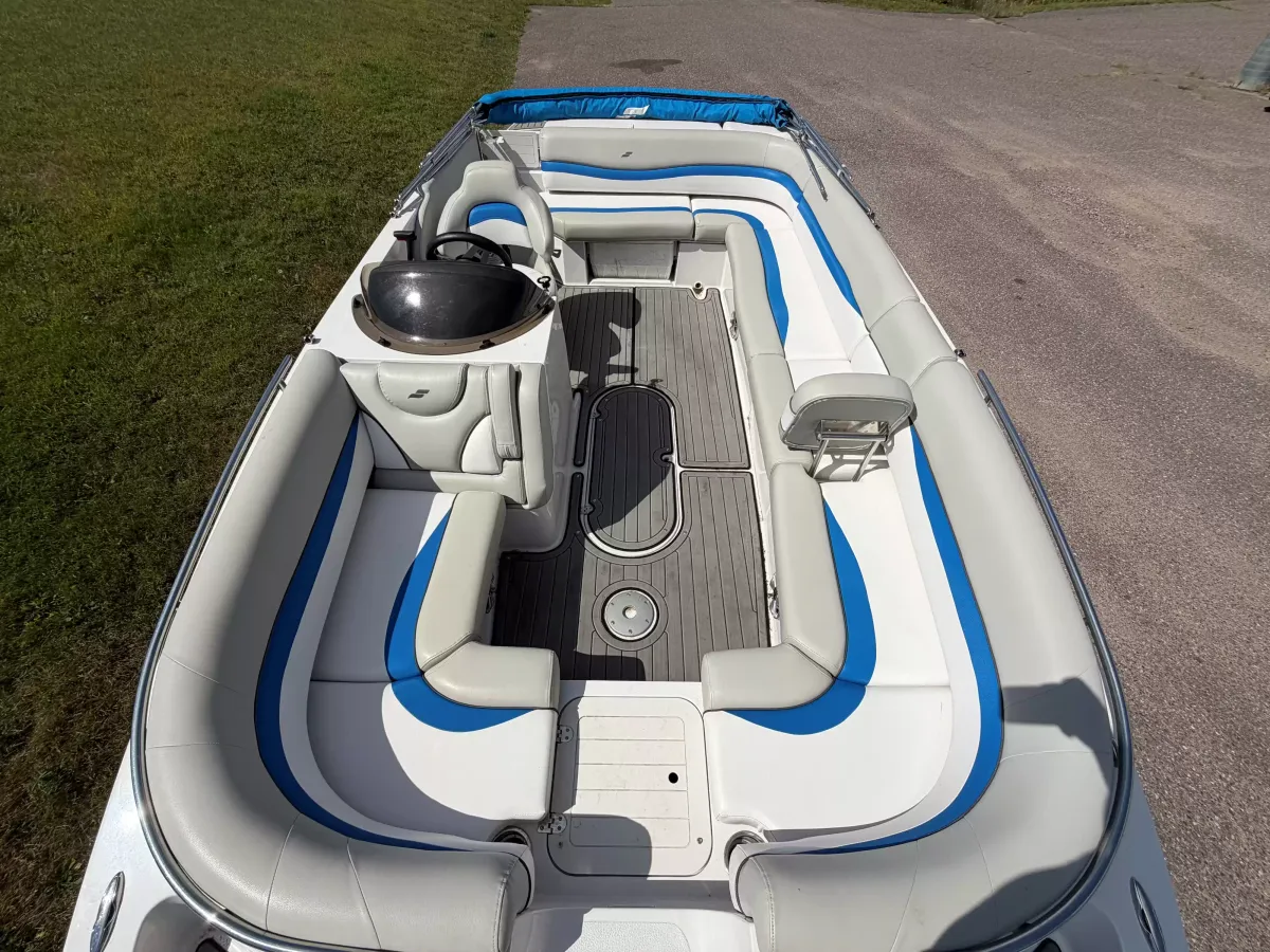 boat-carouselImage-image