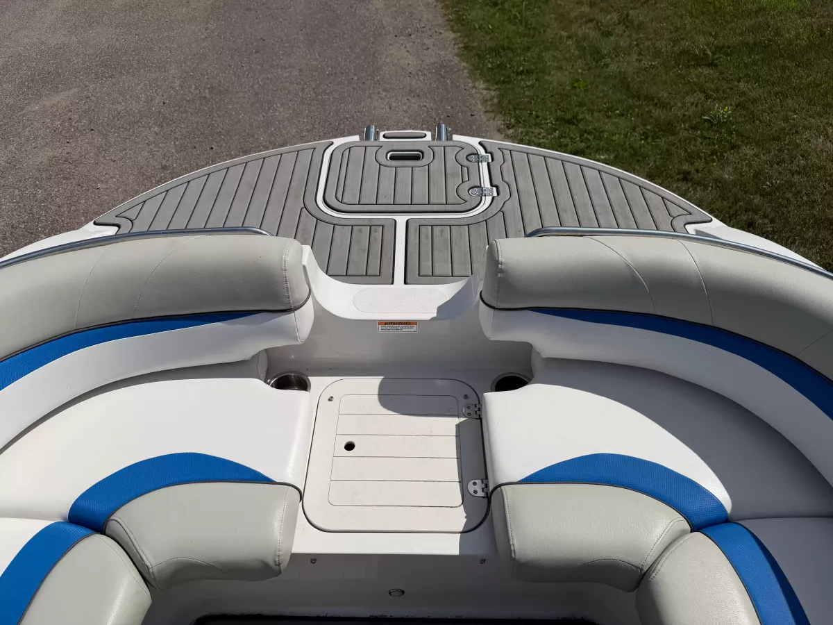 boat-carouselImage-image