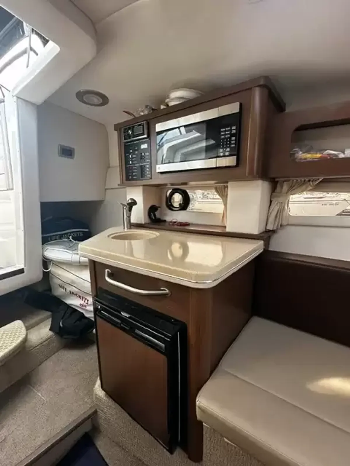dummy-boat-img