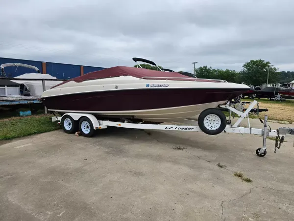 1993 Crownline 225BR0