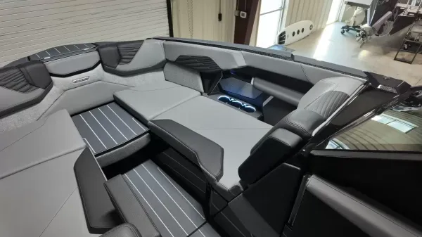 2027 Mastercraft X24-28
