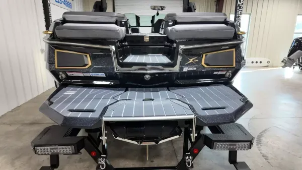 2027 Mastercraft X24-13