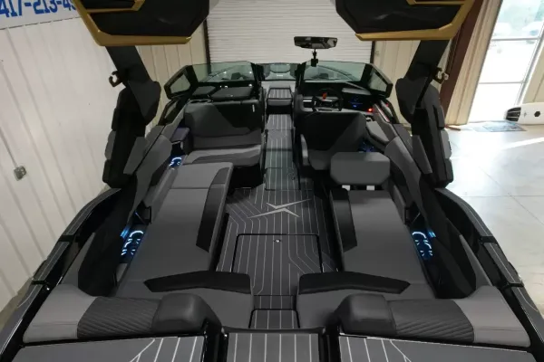 2027 Mastercraft X24-58