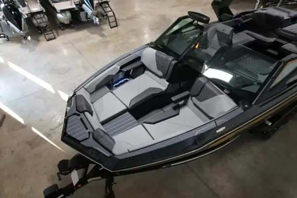 2027 Mastercraft X24-34