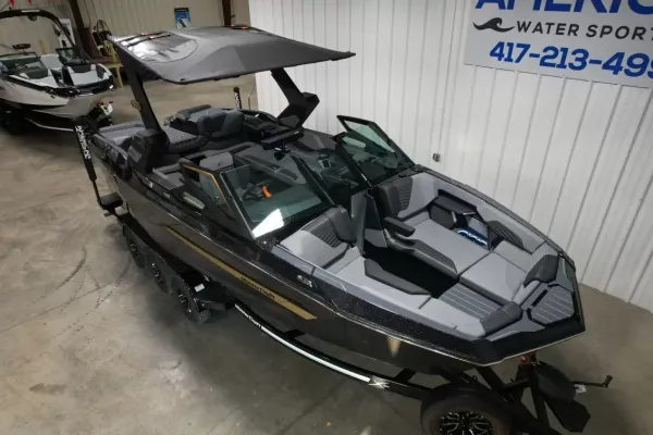 2027 Mastercraft X24-26