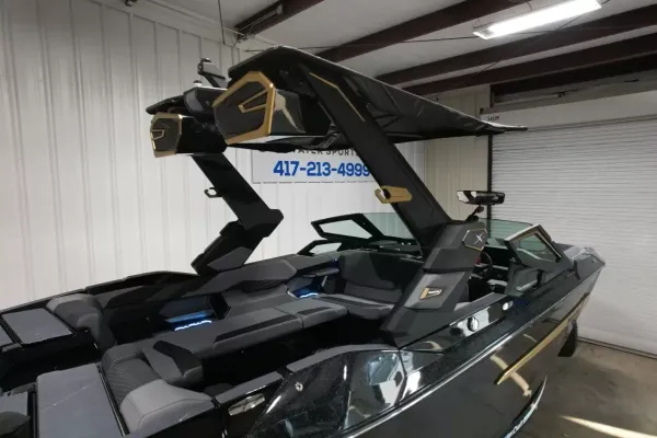 2027 Mastercraft X24-11
