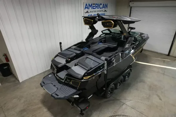 2027 Mastercraft X24-20