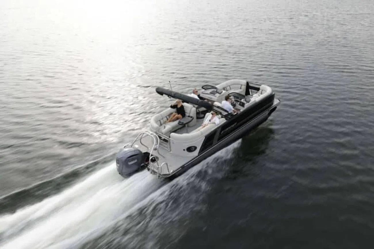  Starcraft VX 24 Q DH-3