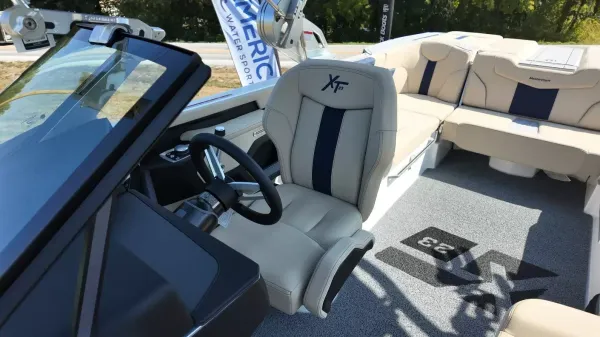 2027 Mastercraft XT23-20