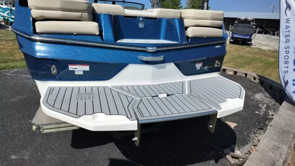 2027 Mastercraft XT23-50