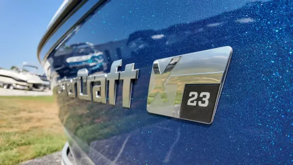 2027 Mastercraft XT23-2