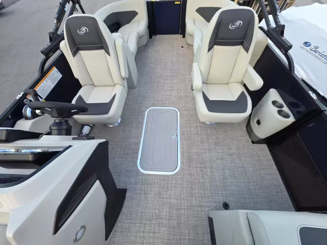 Boat Thumbnail 9