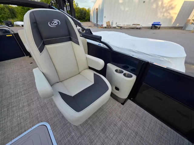 Boat Thumbnail 18