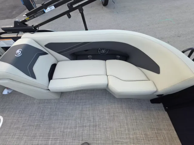 Boat Thumbnail 20