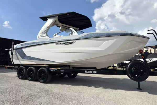 2027 Tige Ultre 25ZX-2
