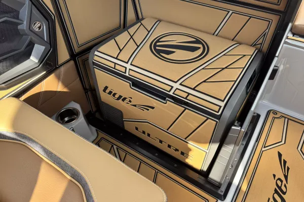 2027 Tige Ultre 25ZX-21