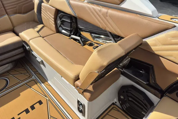 2027 Tige Ultre 25ZX-24