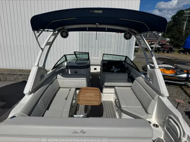 Boat Thumbnail 5