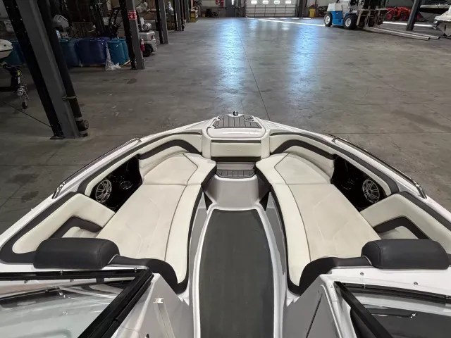 Boat Thumbnail 9
