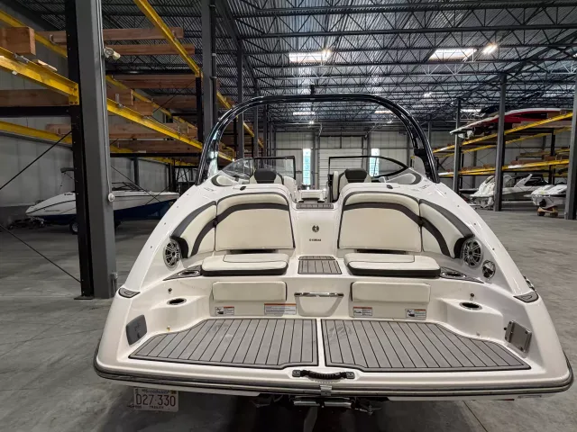 Boat Thumbnail 3