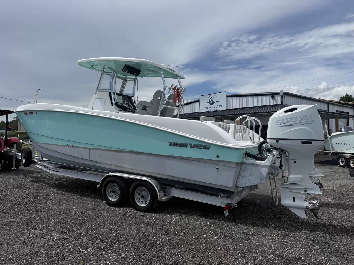 2023 Twin vee 260GFX
